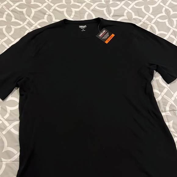 Kirkland Signature Other - Black Kirkland Cotton Crew New Shirt